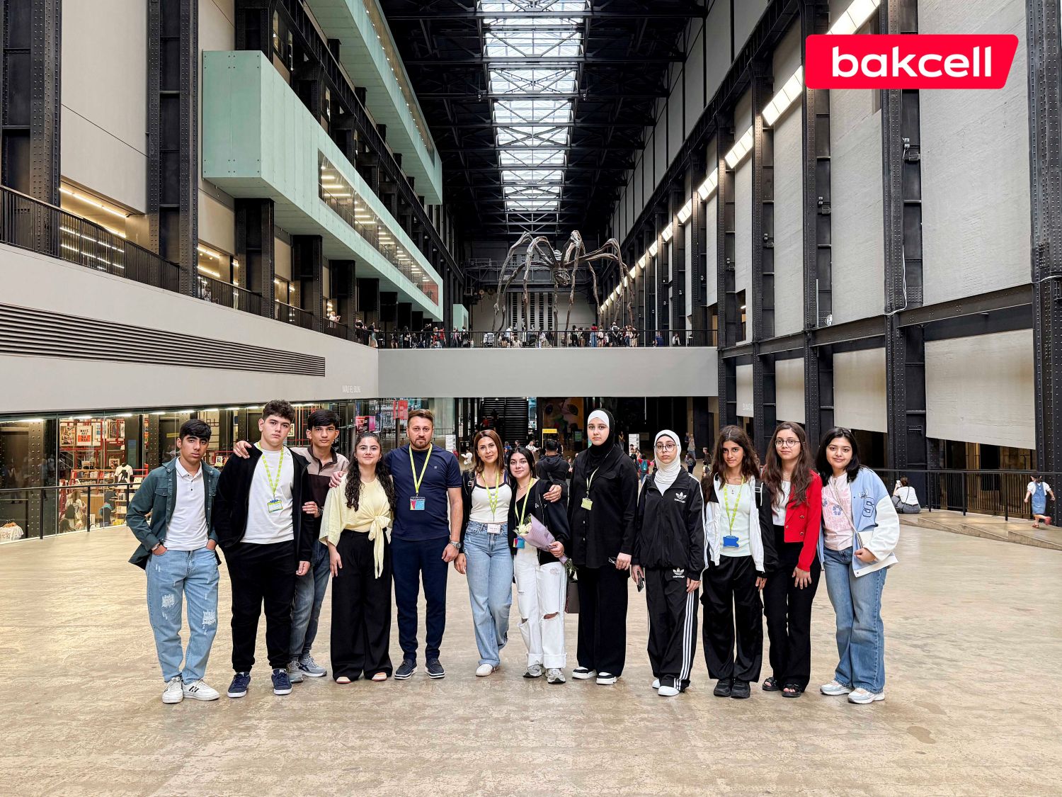 “Bakcell”in dəstəyi ilə “YAŞAT” yay məktəbi Londonda (FOTO)